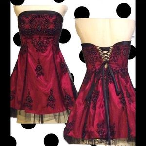 Blonde Nites Prom / Formal dress.